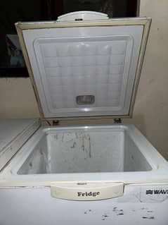 I am selling a uses Freezer