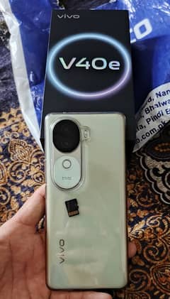 V40e ful box 5g device 3 months use