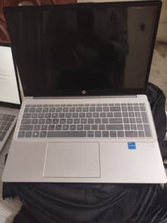 HP    I 5    13 Generation