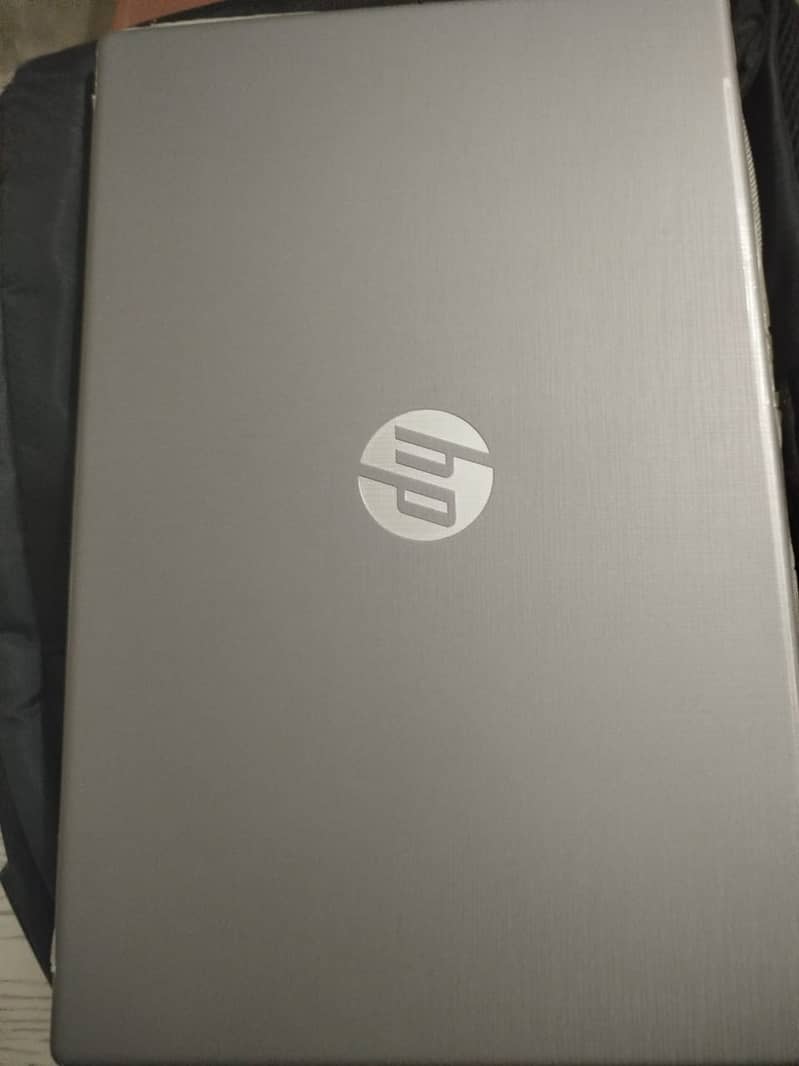 HP    I 5    13 Generation 1