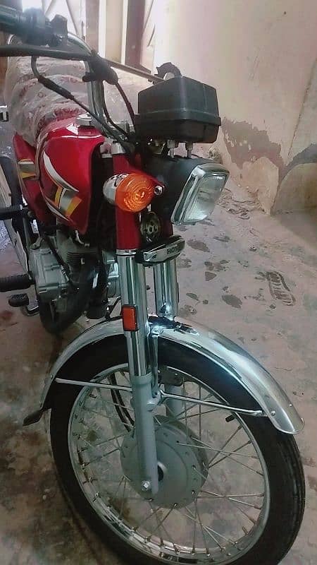 Honda 125 applied for 1