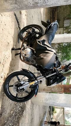 Yamaha YBR 125