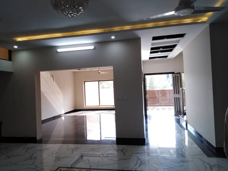 40x80 Size Luxury House Available For Sale 18