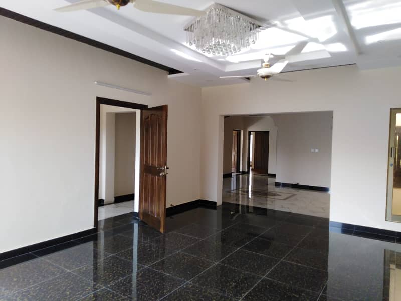 40x80 Size Luxury House Available For Sale 23