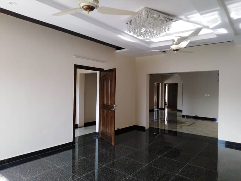 40x80 Size Luxury House Available For Sale 24