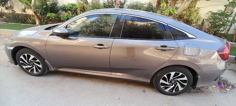 Honda Civic Oriel 2017 4