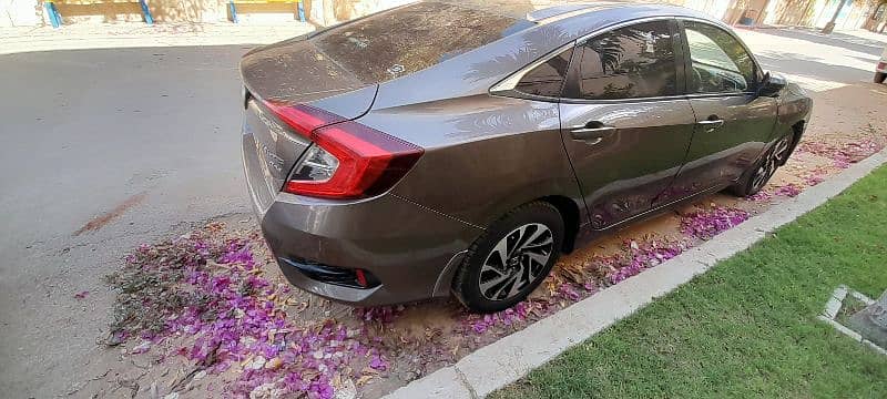 Honda Civic Oriel 2017 7