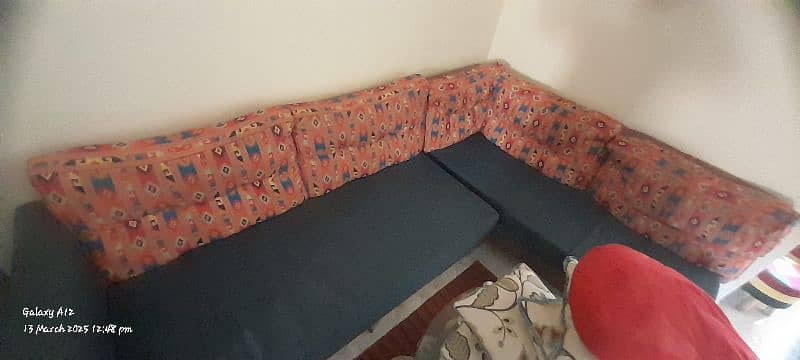 six seater l shape sofa 10/8condition price negotiable 0