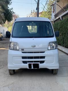 Daihatsu Hijet 2013