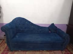 3 seater sofa available on cheap price