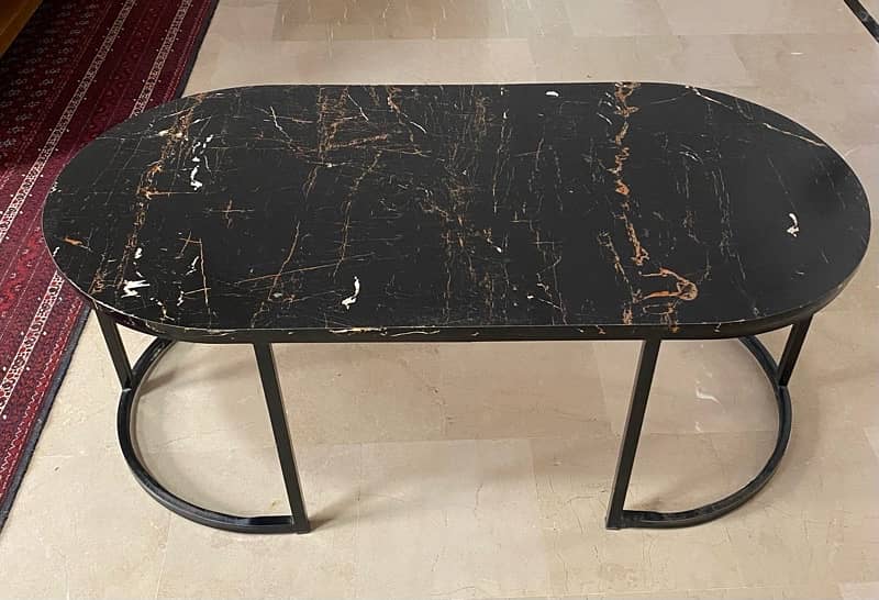 Coffee table 0