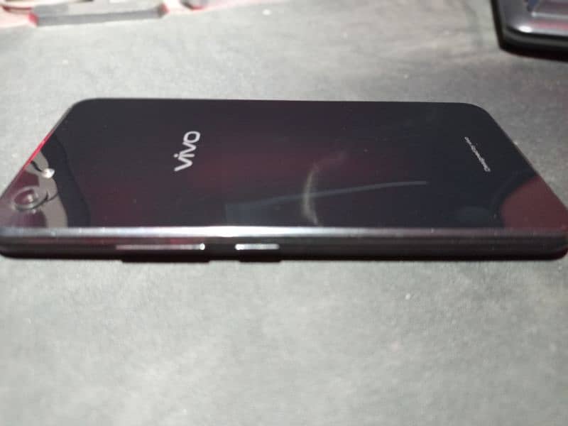 Vivo Y83 (6 / 128  -  Urgent Sale 5