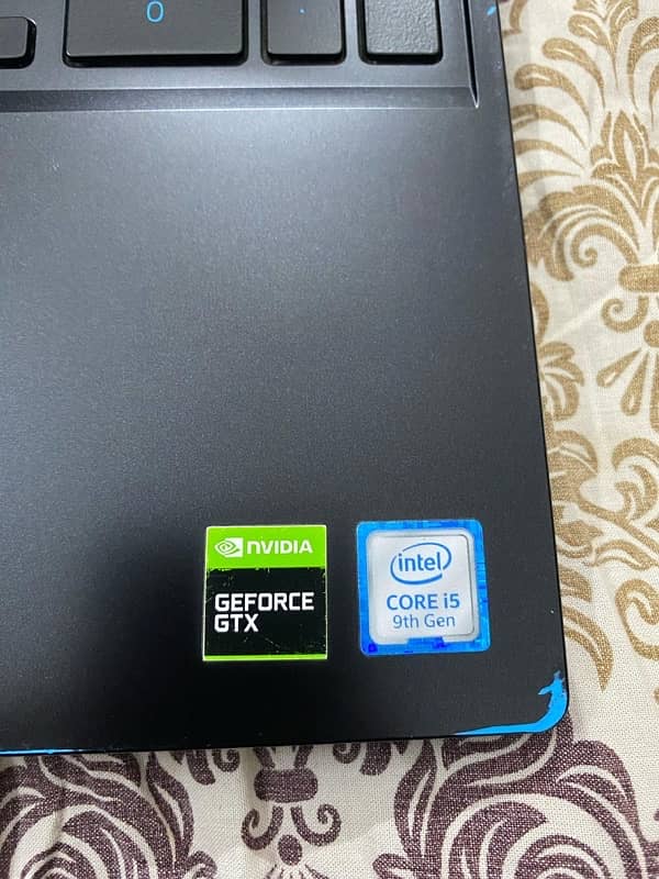 Dell G3 3590, i5-9thgen, Nvidia Gtx 1660 ti 7