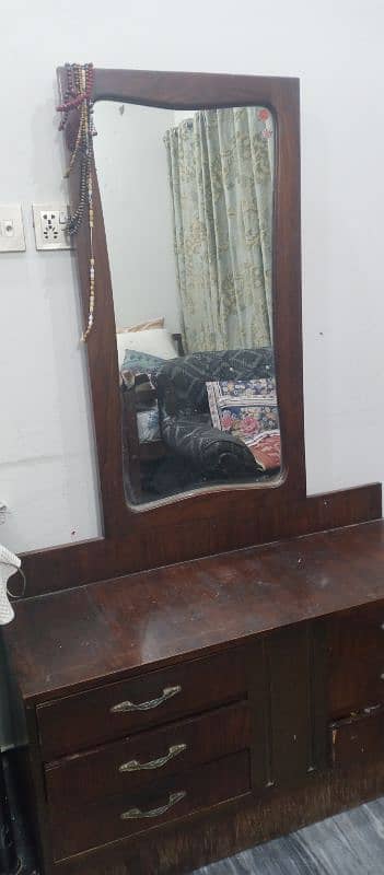 Traditional Dressing table 5