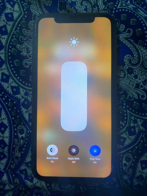 Iphone 11 128 gb Non pta Factory Unlock Scratchless Condition 3