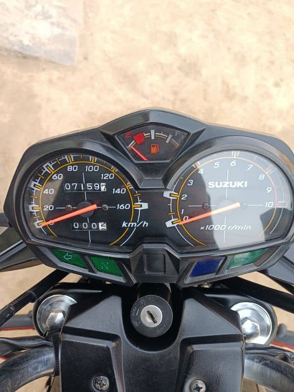 Suzuki GR150 10