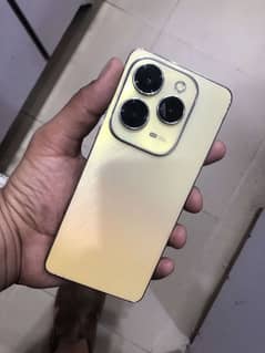 Infinix Hot 40 pro