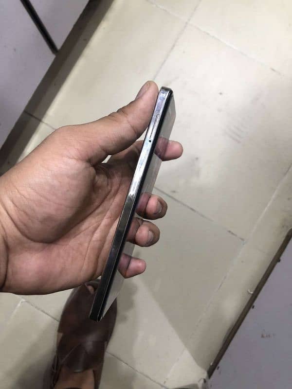 Infinix Hot 40 pro 3