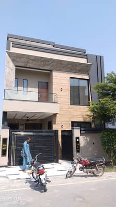 2 Year Easy Installment Plan 3 Marla Brand New House For Sale In New Lahore City