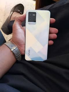 Vivo y21