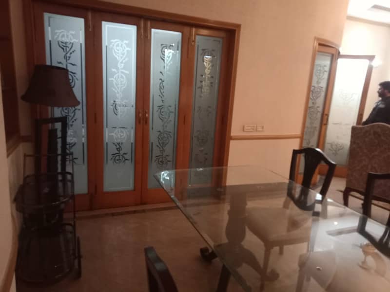 10 Marla beautiful House Available for Rent in Hot Location in EE Block Phase 4 DHA Lahore 1