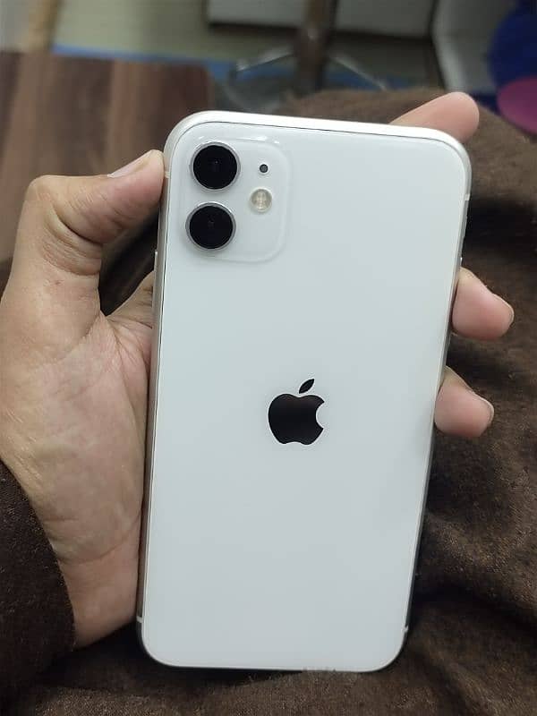 IPHONE 11 PTA APPROVED 128 GB 1