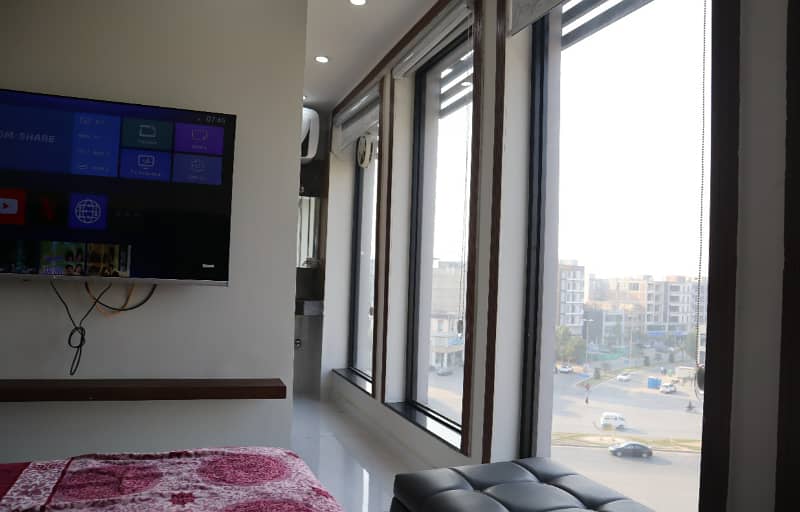 Studio Fully Furnished Flat Available For Rent In Sector C Bahria Town Lahore 0