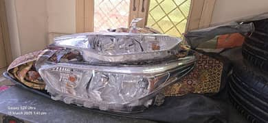 Toyota yaris original headlight brand new