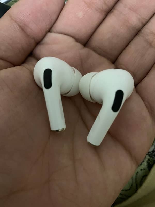 Loud air pod 0