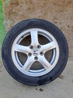 Rim tyre for sale 16inch fitted in Honda civic Reborn