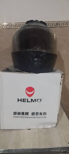 Massely Helmo (2061) Helmet in Lush Condition