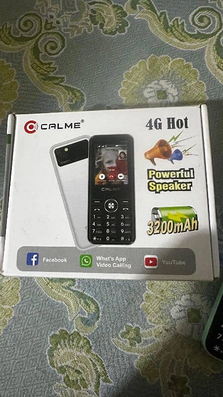 Calme 4g hot Touch and Type 10/10 condition 4