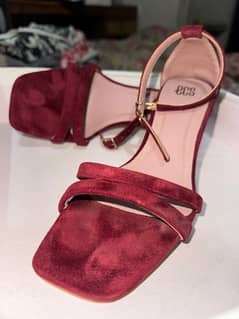 ECS Maroon Heels