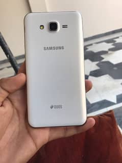 Samsung galaxy j7 with full box