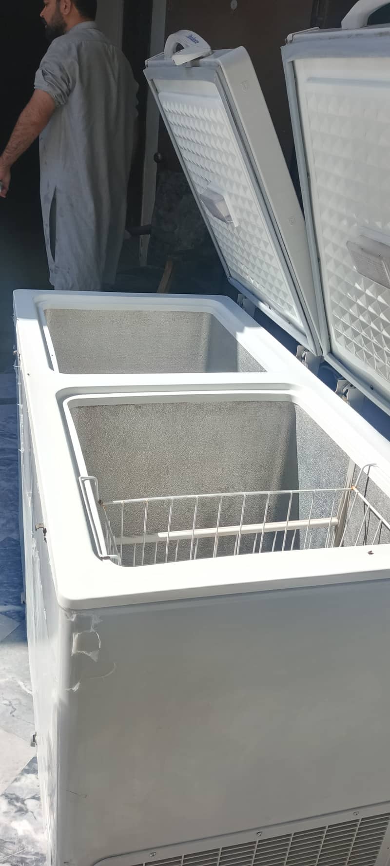 Dawlance full size deep freezer in lush condition 0