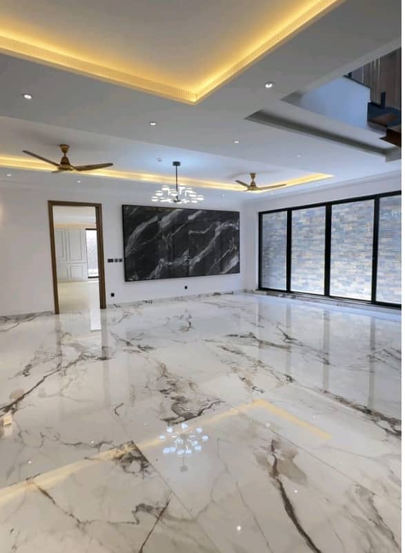 1 Kanal Brand New House For Sale In DHA Phase 6 Lahore. 14