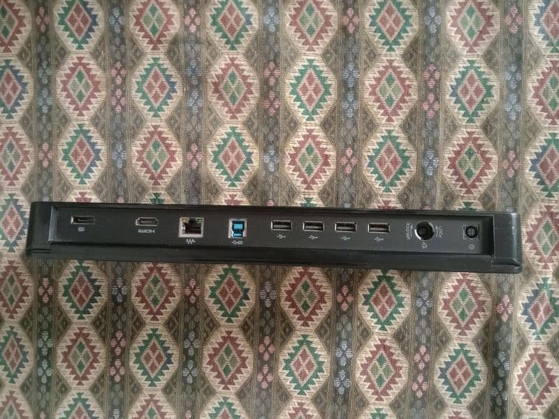 laptop plug & port's 1
