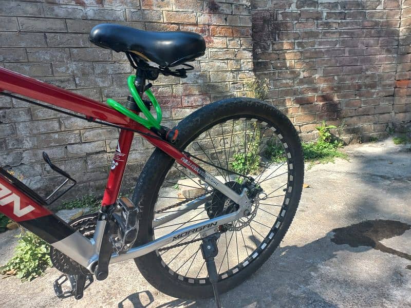 I am selling my almost new bycycle 6