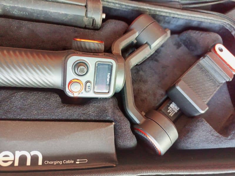 Mobile gimble Hohem Isteady M6 kit with hohem official controller 3