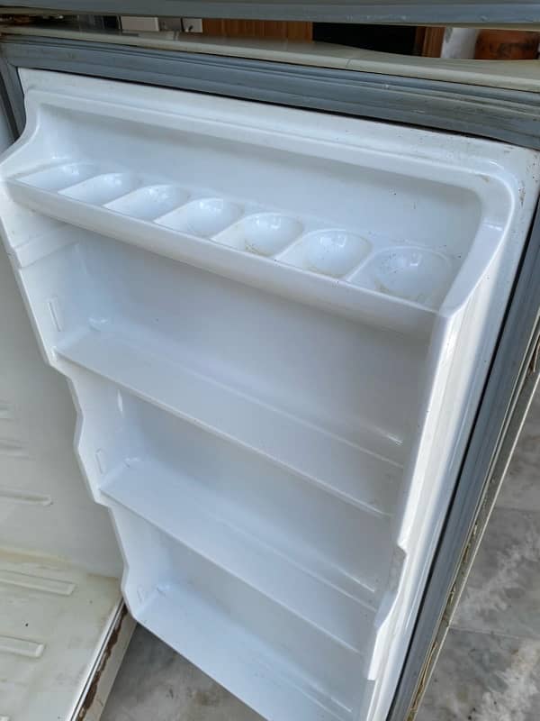 Dawlance refrigerator ( All genuine ) 1