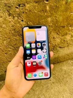 iPhone x 256 GB my WhatsApp number 03411594804