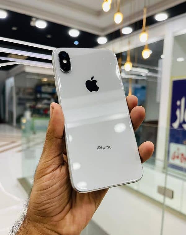 iPhone x 256 GB my WhatsApp number 03411594804 4