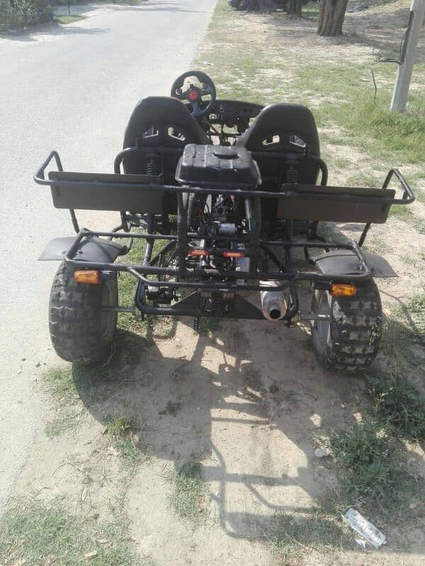 8 feet big size buggy 4 seater 8 Number manual 3F 1R All ok 3