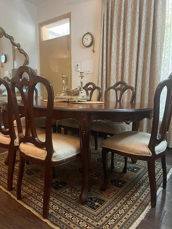 6 Seater French Style Dining table 1