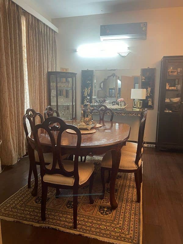 6 Seater French Style Dining table 2