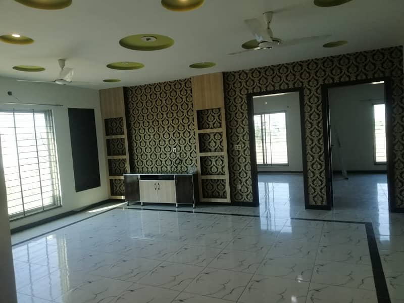 36 MARLA CORNER FULL HOUSE AVAILABLE FOR RENT IN VALENCIA TOWN LAHORE 22