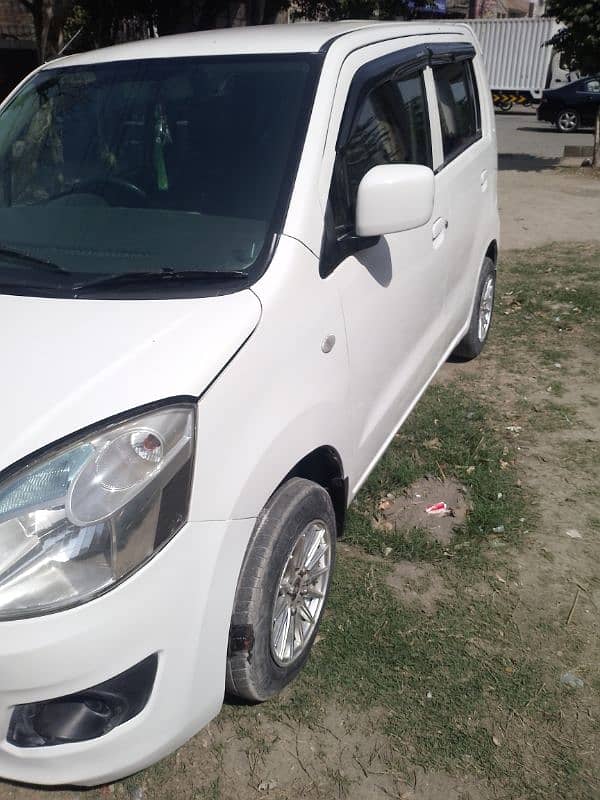 Suzuki Wagon R 2018 1