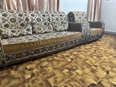 7 seater sofa set (includinga wooden table)