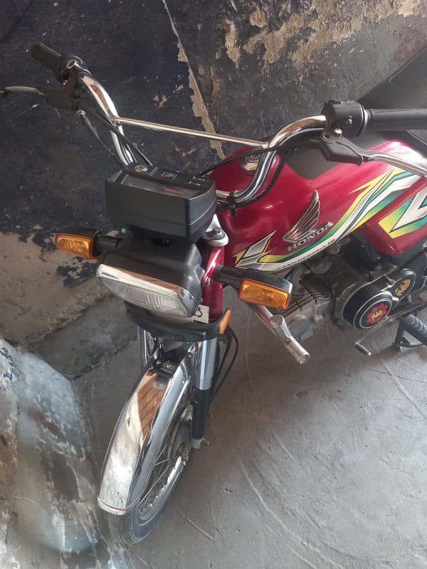 Honda 70 for sale 23 model urgent sale 1