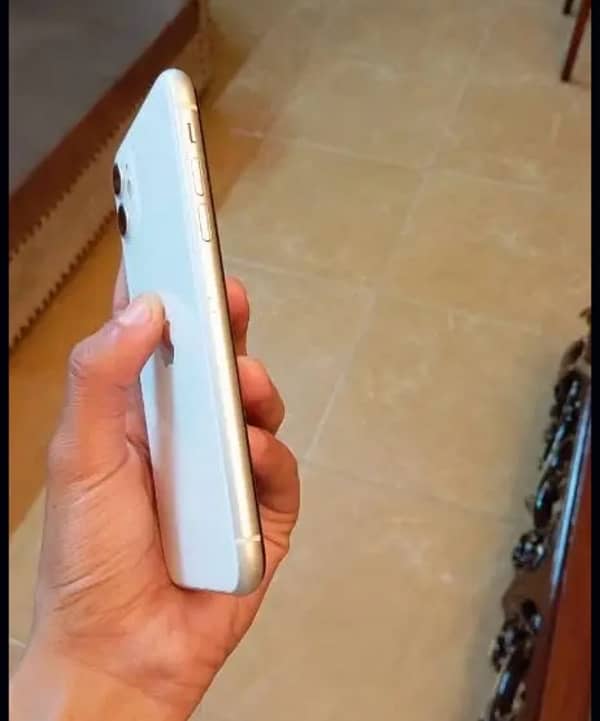 Iphone 11 pta 6